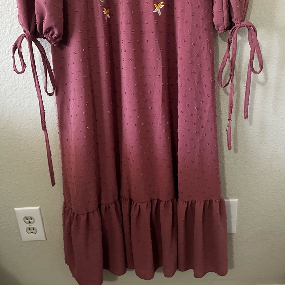 🌻3 for $13🌻 SHEIN | EUC Blush Swiss Dot Embroidered Dress Long Sleeve Size M - Picture 4 of 10